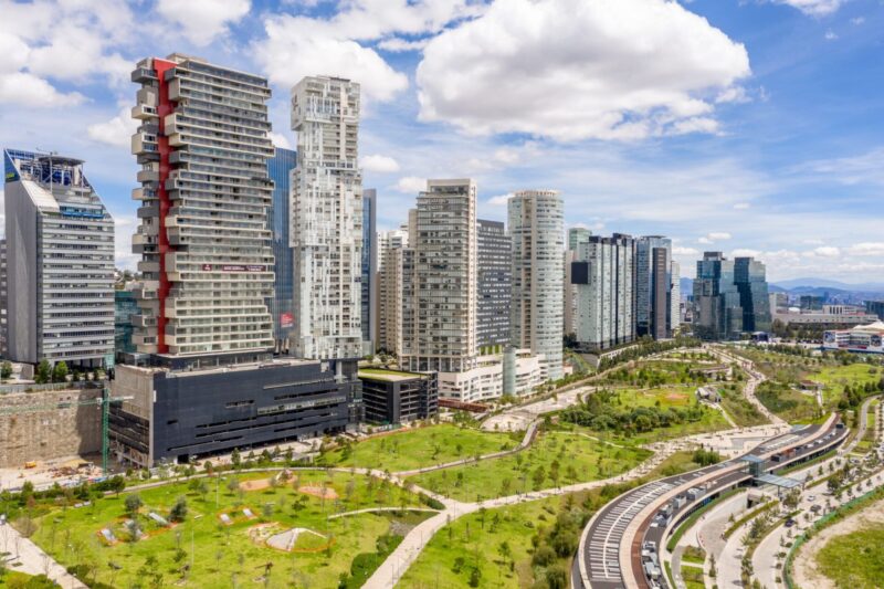 Santa Fe, reconocido por la Certificación LEED como el corazón corporativo de la CDMX que impulsa negocios y calidad de vida